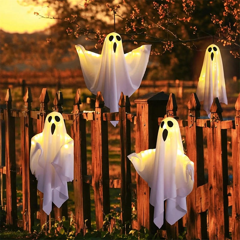 👻👻Halloween Glowing Ghost Chandelier