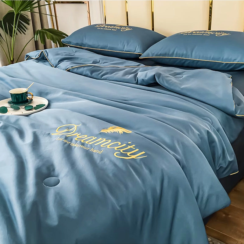 Get Ready For Summer🛏️ Summer Simple Ice Silk Quilt❄️