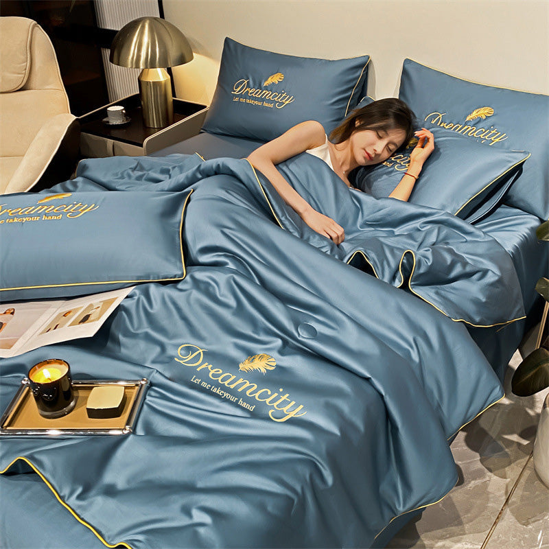 Get Ready For Summer🛏️ Summer Simple Ice Silk Quilt❄️
